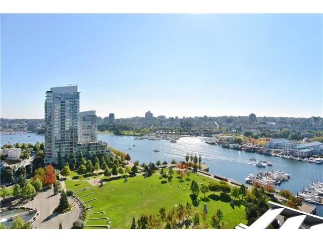 Main Photo: 1806 638 Beach Crescent in Vancouver: Yaletown Condo for sale (Vancouver West)  : MLS®# V1079346