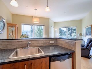 Photo 7: 311 611 Brookside Rd in Colwood: Co Latoria Condo for sale : MLS®# 884839