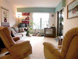 Photo 4: 205 436 7TH ST in New Westminster: Uptown NW Condo for sale in "Regency Court" : MLS®# V532542