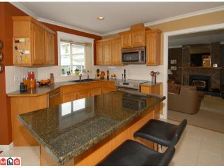 Photo 4: 6105 125TH Street in Surrey: Panorama Ridge House for sale in "BOUNDARY PARK" : MLS®# F1014457