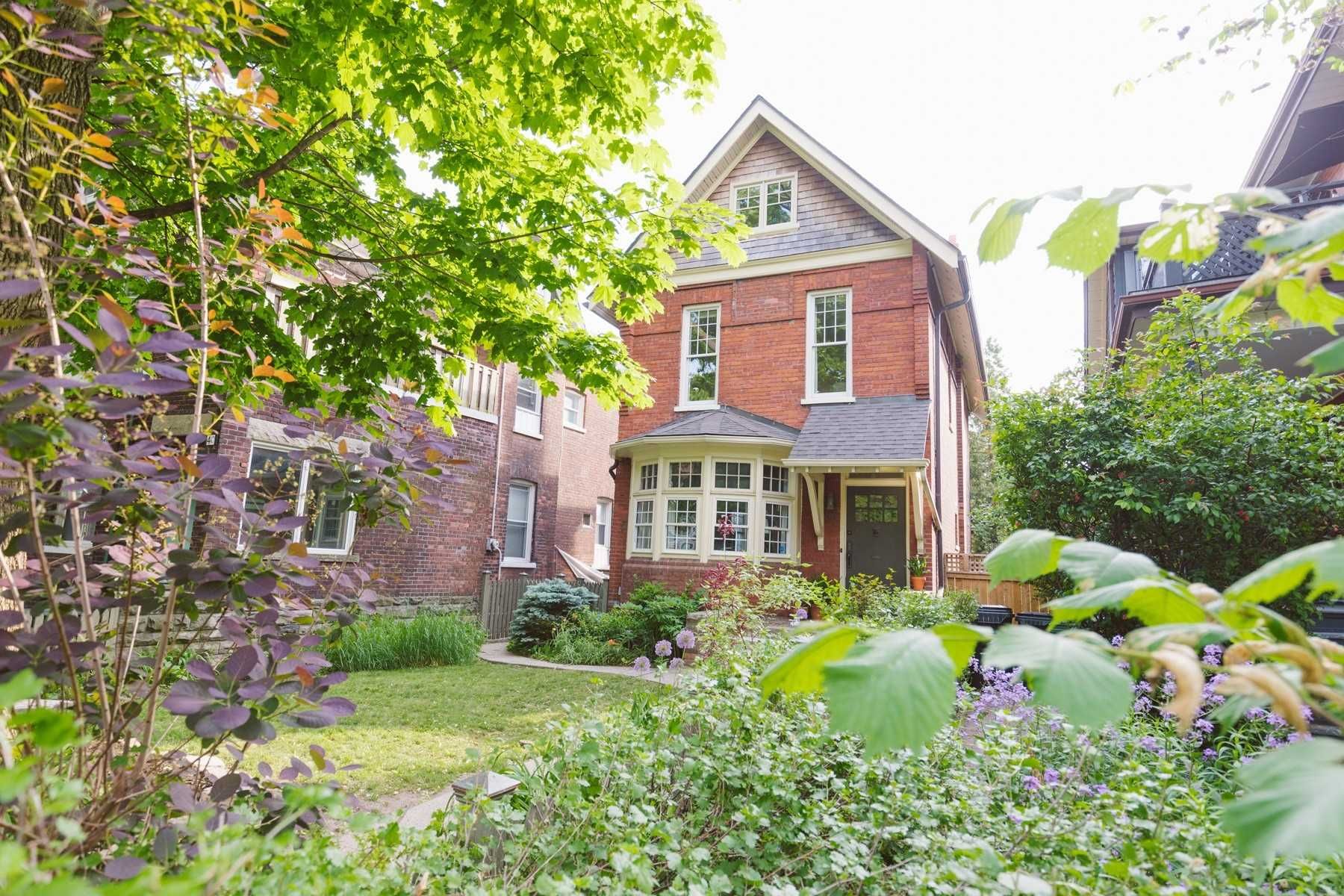 Main Photo: 42 Wilson Park Road in Toronto: South Parkdale House (2 1/2 Storey) for sale (Toronto W01)  : MLS®# W5272344
