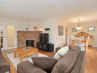 Photo 7: 3997 RESOLUTE Pl in VICTORIA: SE Mt Doug House for sale (Saanich East)  : MLS®# 779235