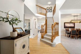 Photo 4: 126 Strathridge Close SW in Calgary: Strathcona Park Detached for sale : MLS®# A2100781