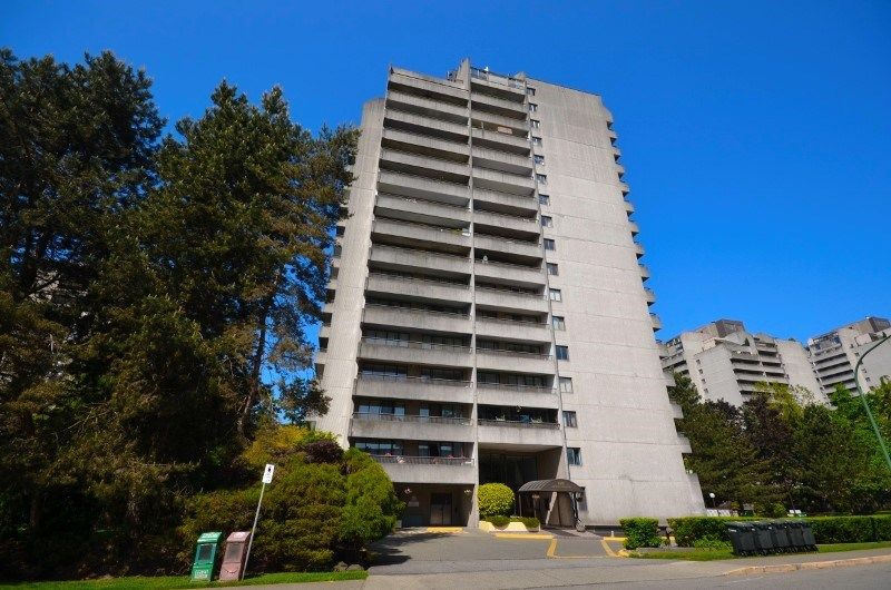 Main Photo: 1702 6595 WILLINGDON Avenue in Burnaby: Metrotown Condo for sale (Burnaby South)  : MLS®# V1139090