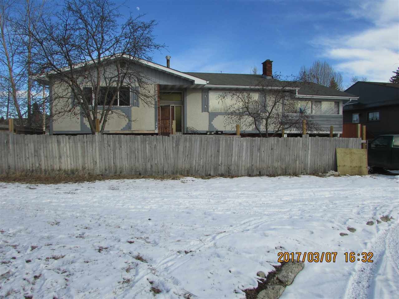 Main Photo: 1840 VINE Street in Prince George: Van Bow House for sale (PG City Central (Zone 72))  : MLS®# R2144880