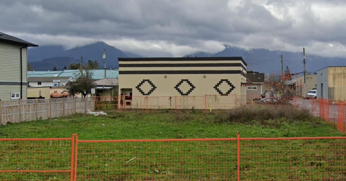 Main Photo: 46004 FOURTH Avenue in Chilliwack: Chilliwack Downtown Land Commercial for sale : MLS®# C8047327