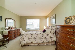 Photo 14: 204 5556 201A Street in Langley: Langley City Condo for sale in "Michaud Gardens" : MLS®# R2229043