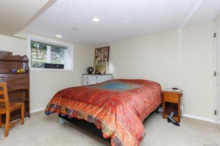 Photo 15: 1074 Londonderry Rd in Saanich: SE Lake Hill House for sale (Saanich East)  : MLS®# 841923
