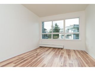Photo 15: 203 1830 E SOUTHMERE Crescent in Surrey: Sunnyside Park Surrey Condo for sale in "SOUTHMERE MEWS" (South Surrey White Rock)  : MLS®# R2140511