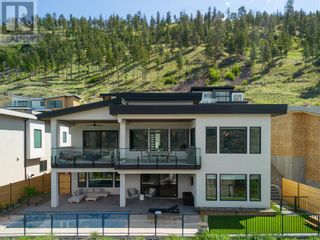 Photo 1: 530 Clifton Court, in Kelowna: House for sale : MLS®# 10284283