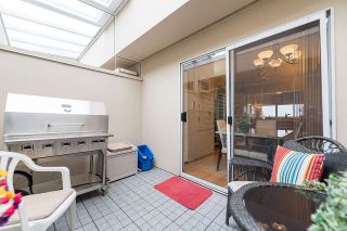 Photo 9: 2375 FOLKESTONE Way in West Vancouver: Panorama Village Townhouse for sale in "Westpointe" : MLS®# R2147678
