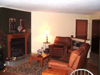 Photo 6: 4 15989 Marine Dr in White Rock: Home for sale