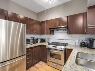 Photo 5: 21 9308 KEEFER Avenue in Richmond: McLennan North Townhouse for sale in "VANDA" : MLS®# R2171927