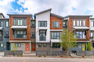 Main Photo: 718 Walden Circle SE in Calgary: Walden Row/Townhouse for sale : MLS®# A2045689