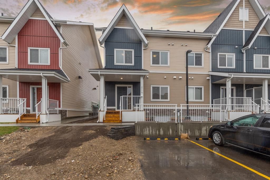 Main Photo: 614 32 Red Embers Parade NE in Calgary: Redstone Row/Townhouse for sale : MLS®# A1220796