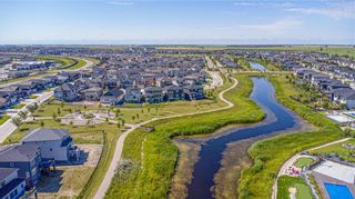 Photo 39: 86 Springwater Road in Winnipeg: Bridgwater Lakes Residential for sale (1R)  : MLS®# 202219784