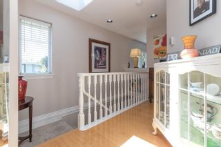 Photo 8: 7 2715 Shelbourne St in Victoria: Vi Jubilee Row/Townhouse for sale : MLS®# 908634