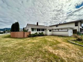 Photo 1: 40 SWALLOW Street: Kitimat House for sale : MLS®# R2816099