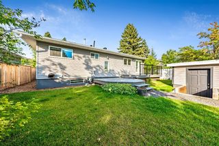 Photo 34: 143 Capri Avenue NW in Calgary: Charleswood Detached for sale : MLS®# A1143044