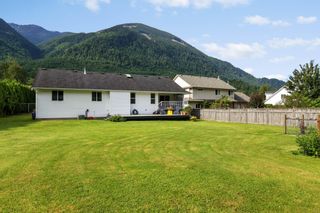 Photo 18: 48967 RIVERBEND Drive in Sardis - Chwk River Valley: Chilliwack River Valley House for sale (Sardis)  : MLS®# R2725963