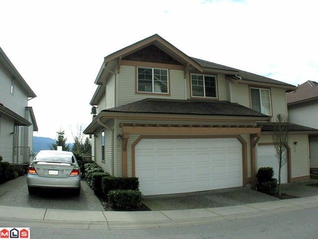 Main Photo: 20 35287 OLD YALE Road in Abbotsford: Abbotsford East Townhouse for sale in "THE FALLS" : MLS®# F1007173