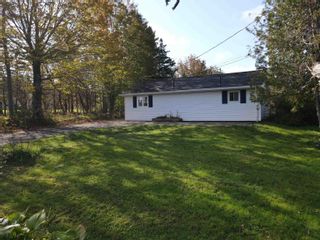 Photo 4: 260 Etter Road in Mount Uniacke: 105-East Hants/Colchester West Residential for sale (Halifax-Dartmouth)  : MLS®# 202321295