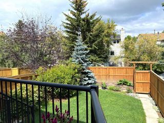 Photo 2: 81 Strathcona Crescent SW in Calgary: Strathcona Park Semi Detached (Half Duplex) for sale : MLS®# A2076497
