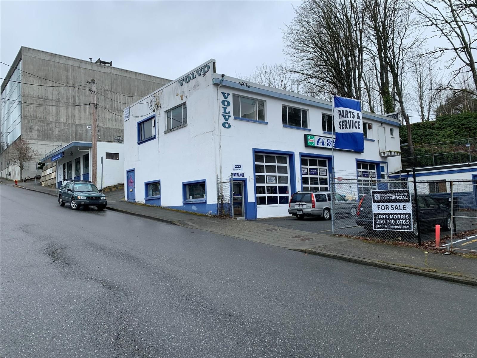 Main Photo: 233 Fraser St in Nanaimo: Na Old City Mixed Use for sale : MLS®# 926721