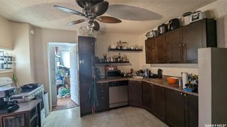 Photo 4: 923 H Avenue North in Saskatoon: Westmount Residential for sale : MLS®# SK968035