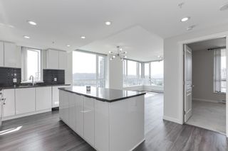 Photo 6: 2304 3096 WINDSOR Gate in Coquitlam: New Horizons Condo for sale : MLS®# R2821650