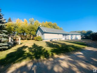 Photo 2: 46221 RR 200: Rural Camrose County House for sale : MLS®# E4329428