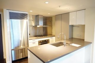 Photo 6: 914 788 RICHARDS Street in Vancouver: Downtown VW Condo for sale in "Hermitage" (Vancouver West)  : MLS®# R2728169