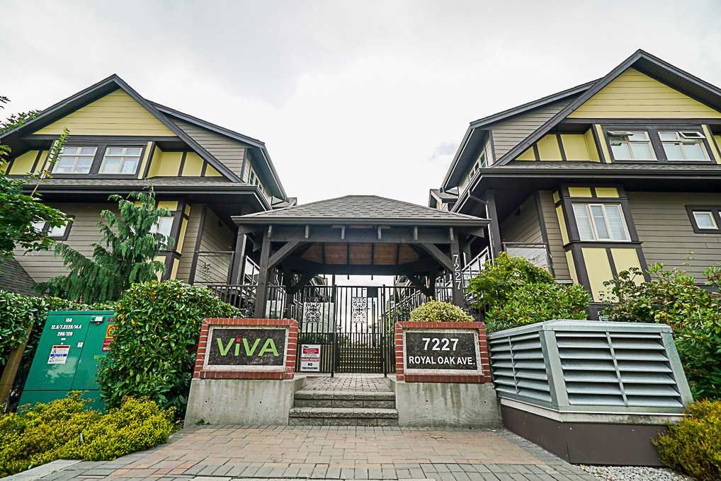 Main Photo: 102 7227 ROYAL OAK Avenue in Burnaby: Metrotown Townhouse for sale in "VIVA" (Burnaby South)  : MLS®# R2302097