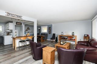 Photo 8: 8 Thackery Avenue in Winnipeg: Westwood Residential for sale (5G)  : MLS®# 202315741