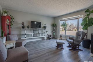 Photo 2: 631 Wilkinson Place in Saskatoon: Forest Grove Residential for sale : MLS®# SK966766