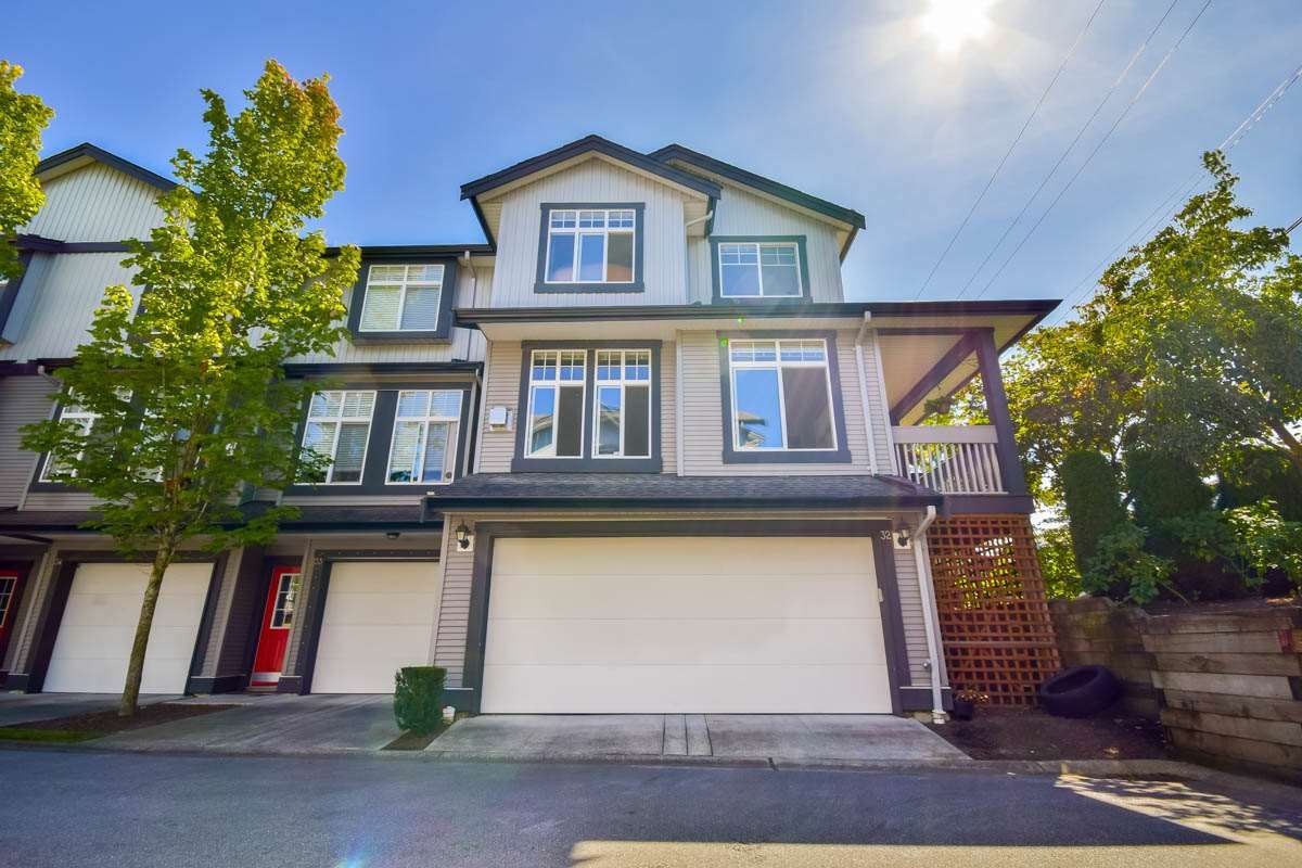 Main Photo: 32 18828 69 Avenue in Surrey: Clayton Townhouse for sale in "StarPoint" (Cloverdale)  : MLS®# R2101515
