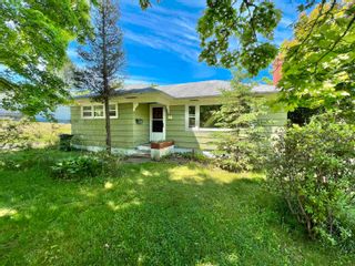 Photo 1: 16 Hillcrest Avenue in Wolfville: Kings County Residential for sale (Annapolis Valley)  : MLS®# 202205948