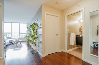 Photo 9: 1403 445 W 2ND Avenue in Vancouver: False Creek Condo for sale (Vancouver West)  : MLS®# R2675632
