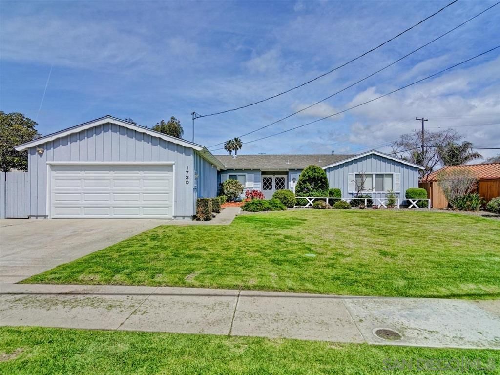 Main Photo: PACIFIC BEACH House for rent : 3 bedrooms : 1730 Los Altos Way in San Diego