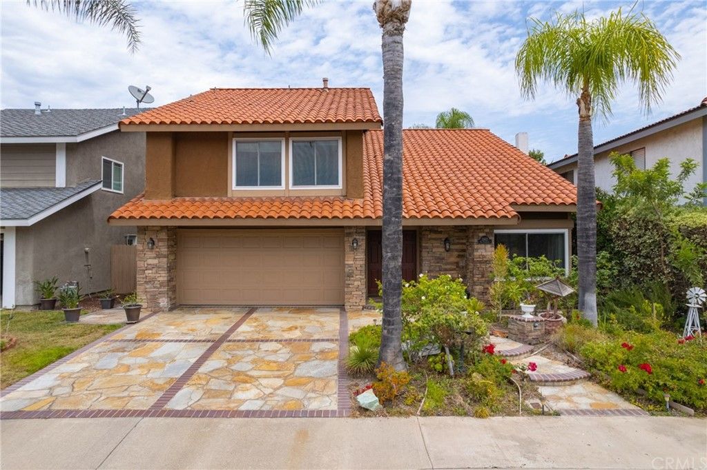 Main Photo: 21422 Via Floresta in Lake Forest: Residential Lease for sale (699 - Not Defined)  : MLS®# OC22151338