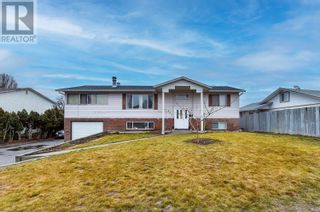 Photo 1: 650 Moraine Court in Kelowna: House for sale : MLS®# 10302193
