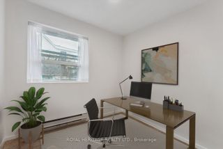 Photo 9: 274 Gledhill Avenue in Toronto: Woodbine-Lumsden House (2-Storey) for sale (Toronto E03)  : MLS®# E8047484