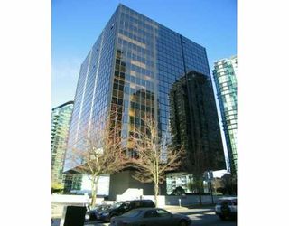 Photo 1: 1303 1333 W GEORGIA ST in Vancouver: Coal Harbour Condo for sale in "QUBE" (Vancouver West)  : MLS®# V582161