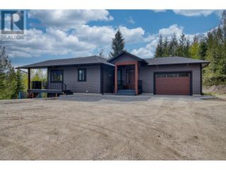 Photo 1: 6600 Park Hill Road NE in Salmon Arm: House for sale : MLS®# 10311805