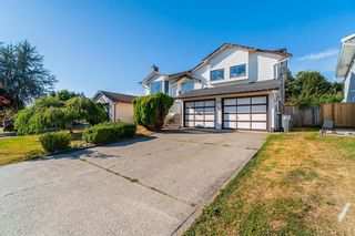 Photo 2: 15385 85A Avenue in Surrey: Fleetwood Tynehead House for sale : MLS®# R2725847
