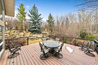 Photo 6: 10 Slopeview Drive SW in Calgary: Springbank Hill Detached for sale : MLS®# A2130653