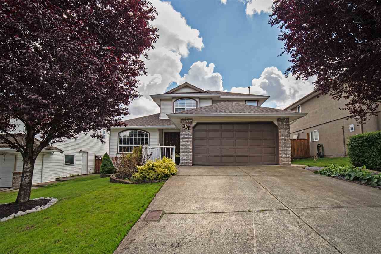 Main Photo: 8387 MILLER Crescent in Mission: Mission BC House for sale : MLS®# R2081797