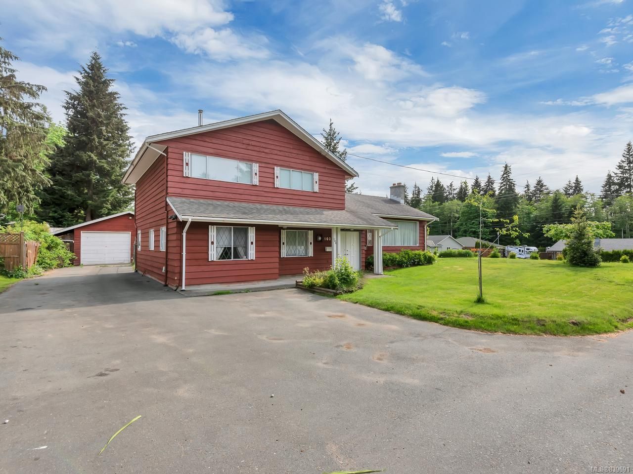 Main Photo: 103 Lonsdale Cres in CAMPBELL RIVER: CR Campbell River Central House for sale (Campbell River)  : MLS®# 839691