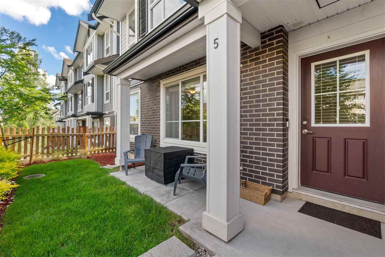 Main Photo: 5 7157 210 Street in Langley: Willoughby Heights Townhouse for sale : MLS®# R2583694