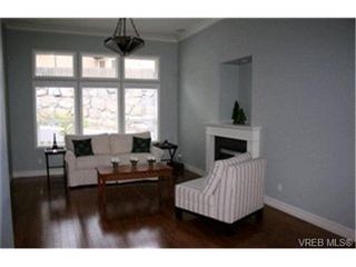 Photo 2:  in VICTORIA: La Thetis Heights House for sale (Langford)  : MLS®# 423907